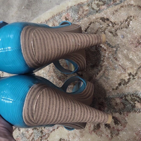 Madden Girl Dwindle "Tourqouise Patent" Open Toe Pump SZ. 7.5 - Picture 15 of 15